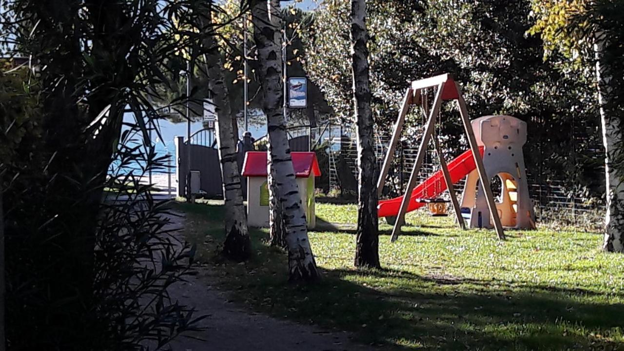 Villa Torbole 토르볼레 외부 사진