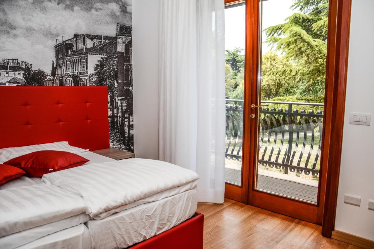 Villa Torbole 토르볼레 외부 사진