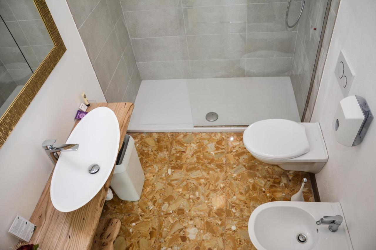 Villa Torbole 토르볼레 외부 사진
