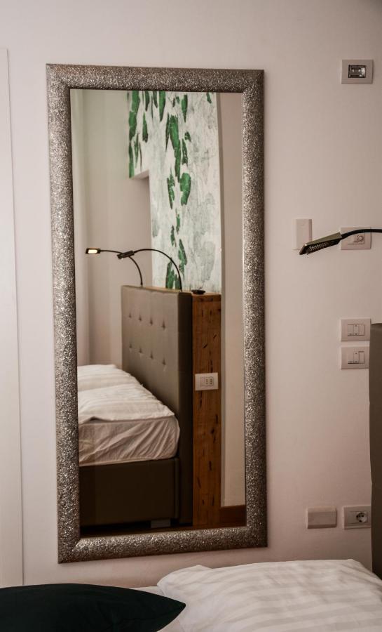 Villa Torbole 토르볼레 외부 사진