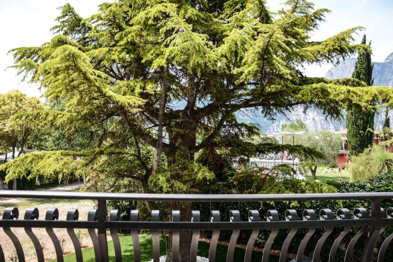 Villa Torbole 토르볼레 외부 사진